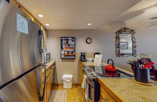Purgatory Condo | Skier's paradise in Cascade Village w/pool, fireplace & private balcony
