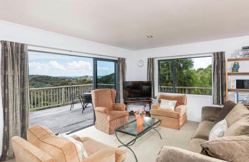 Opua House | Skipper's Haven - Opua Holiday Home