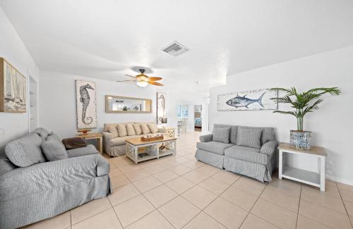 Harborview House | Skipper's Landing - 4 Bedroom with Heated Pool