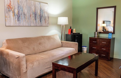 Whitehorse Hotel | SKKY Hotel
