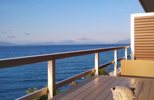 Xylokastron House | SKY AND SEA APARTMENT