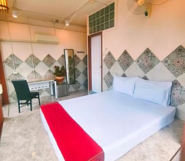 Thung Maha Mek Apartment | Sky bedroom with a smooth life view