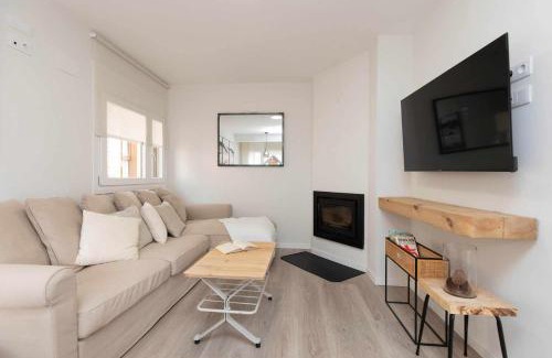 Biescas Apartment | Sky Biescas II by BeValle