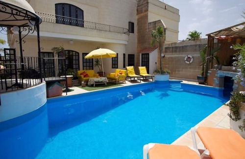 St. Andrew's Apartment | Sky Blue - a fairytale setting