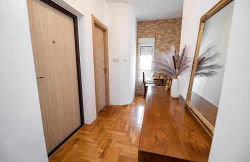 Downtown Apartment | Sky Center Apartment
