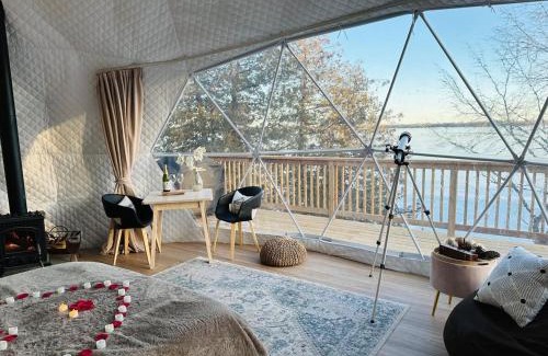 Stone Mills Apartment | Sky Geo Dome on the Lake