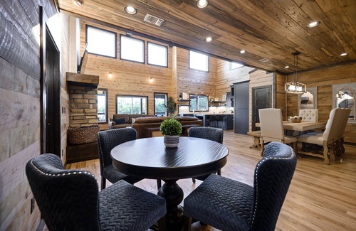 Broken Bow Cabin | Sky High 'Homa-Ultra-lux cabin w/EPIC views!
