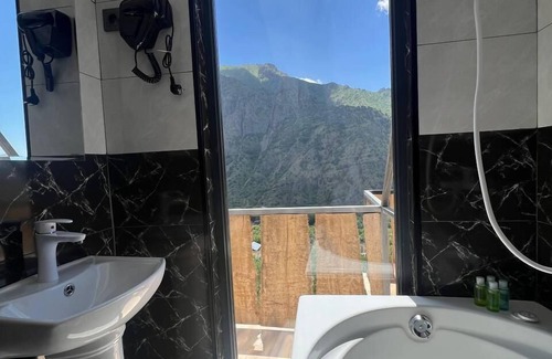 Yeghegis Hotel | Sky House Yeghegis by Arkouda