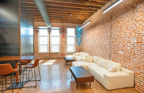 Hastings Hotel | Sky Lofts