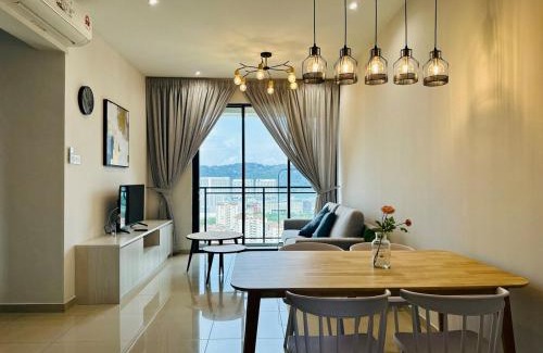 Kampung Sungai Nibong Apartment | Sky Pool Luxury Sea View Near Penang Airport 9pax