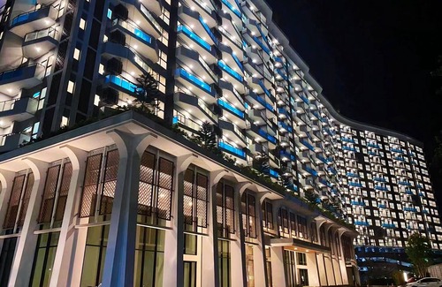 Chang Khlan Apartment | Sky river room overlooking the City of ChiangMai