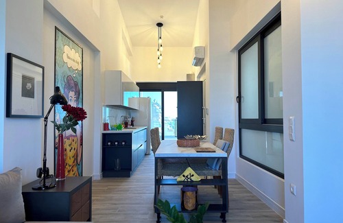 Petralona Condo | Sky suite 6 Picasso Duplex view Acropole