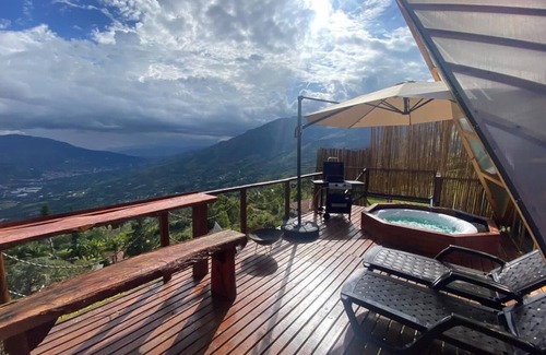 Girardota Ski Chalet | Sky View Glamping
