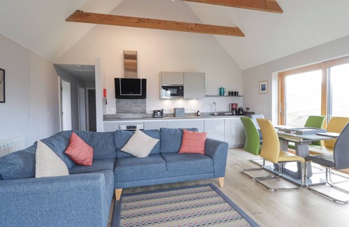 Milovaig Cottage | SKYE FALLS CHALET, family friendly, with open fire in Glendale