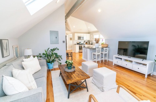 New Haven Apartment | Skylight - Your Happy Place