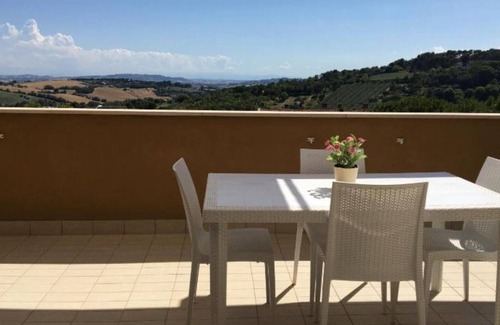 Sirolo Apartment | Skyline Apartment
