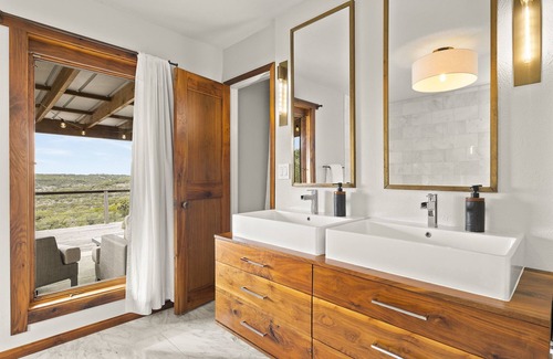 Wimberley House | Skyline House: Heated Pool/Pickleball/Barn