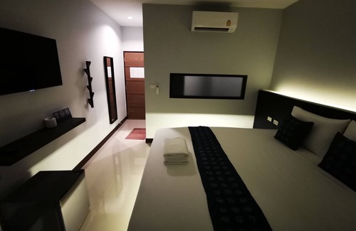 Racha Thewa Hotel | Skyline Resort