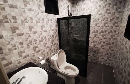 Racha Thewa Hotel | Skyline Resort