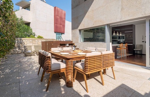 Viana do Castelo House | Skyline Retreat with pool by Portugal Active