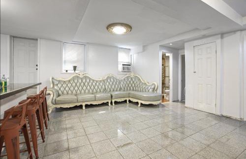 West New York Apartment | Skyline View 20 minutes to Time Square #1