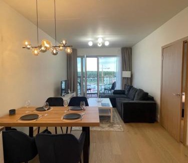 Kesklinn Apartment | SkyResidence Luxury Apartment With City & Garden View