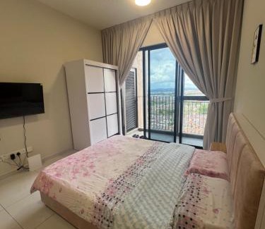 Bukit Indah Apartment | skytrees公寓 距Aeon五分钟路程