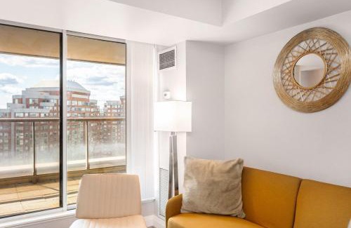 Downtown Mississauga Apartment | SkyView 2BR Plus Den Stunning Views Steps to SQ1 Mall