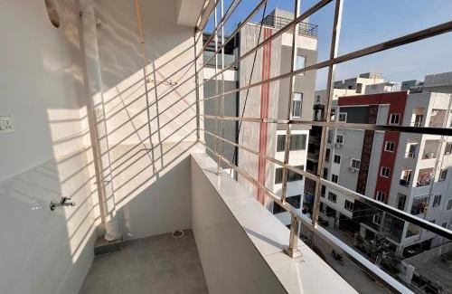 Madhapur Apartment | SkyView Penthouse MEE Homes near Hitech City