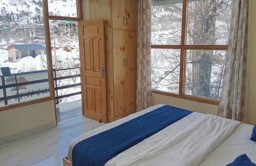 Burwa Hotel | SkyWay HomeStay