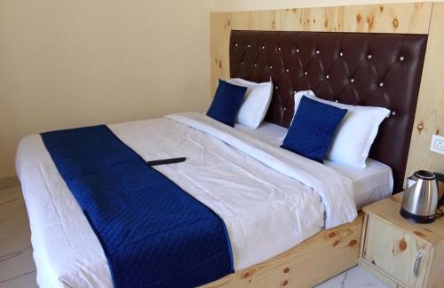 Burwa Hotel | SkyWay HomeStay
