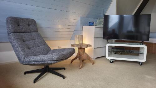 Stavoren Apartment | Slapen aan het IJsselmeer - with SEAVIEW and SUNSET