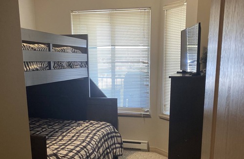 Sicamous Condo | Sledders/Boaters - fully furnished Condo