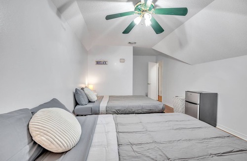 Fort Walton Beach - Destin House | Sleek 4BR / 2BA Home with Indoor Gym
