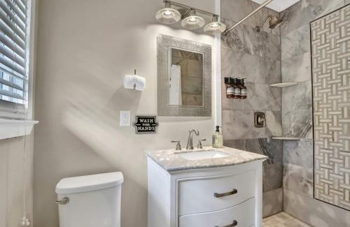 Buckhead House | Sleek 5br Buckhead Homemodern,spacious & Central