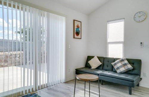 El Paso House | Sleek and Modern El Paso Retreat about 6 Mi to Downtown!