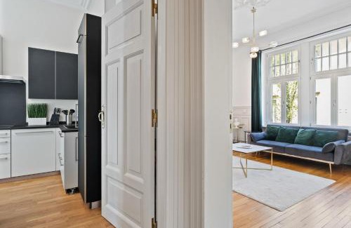 Limpertsberg Apartment | Sleek and Sophisticated in Prime Location