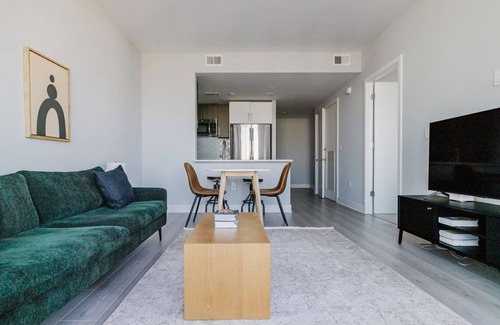 Woodmont Triangle Apartment | Sleek Bethesda 1BR w/Gym & W/D, near Restaurants, by Blueground