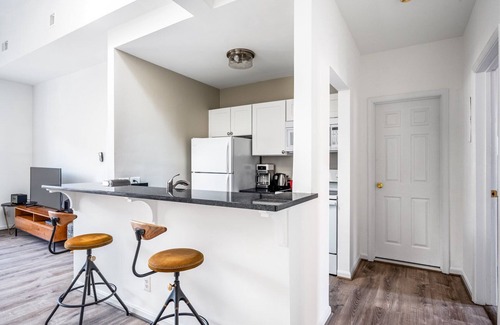 Adams Morgan Apartment | Sleek, Dupont Circle 2BR nr. U Street, Metro & Glen’s Mkt, by Blueground
