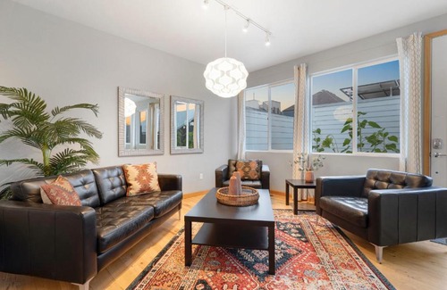 Old Town North House | Sleek Home near Old Town with Rooftop Hot Tub & Mtn Views