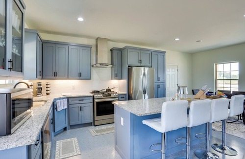 Jacksboro House | Sleek Jacksboro Home w/Fireplace + Patio!