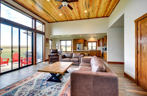 Red Lodge House | Sleek Red Lodge Home Rental w/Private Hot Tub!