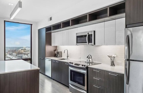 Reston Apartment | Sleek &Spacious Layout | Fully Furnished | Work Desk + WiFi | Reston