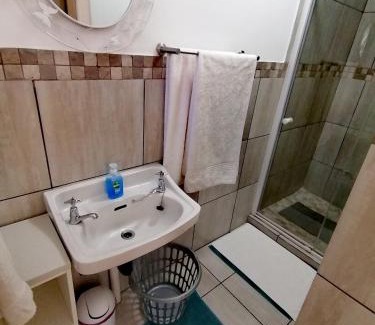 Fichardt Park Apartment | Sleep@161 Benade Drive