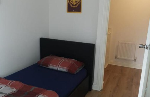 Maidstone House | Sleep Cheaply