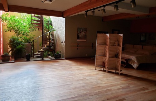 Page Apartment | Sleep, Dance, Relax, Enjoy Unique Studio