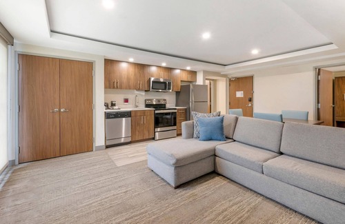 Oakbrook Terrace Hotel | Sleep Inn Oakbrook Terrace - Chicago