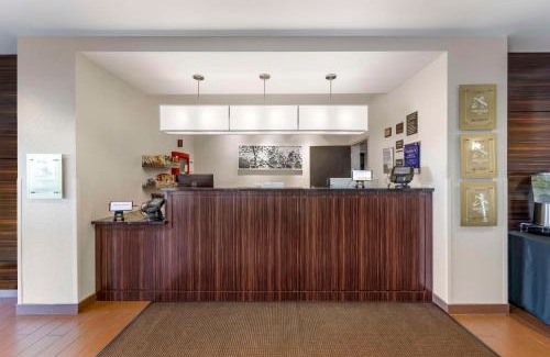 Columbia Hotel | Sleep Inn & Suites Columbia