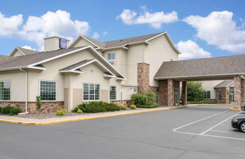 Eau Claire Hotel | Sleep Inn & Suites Conference Center Eau Claire North