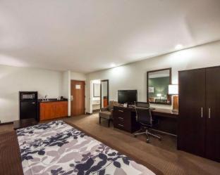 Edmond Hotel | Sleep Inn & Suites Edmond near University
